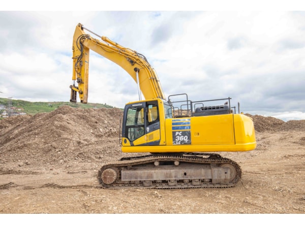 Excavator senile Komatsu PC 360 LC-10 de vanzare